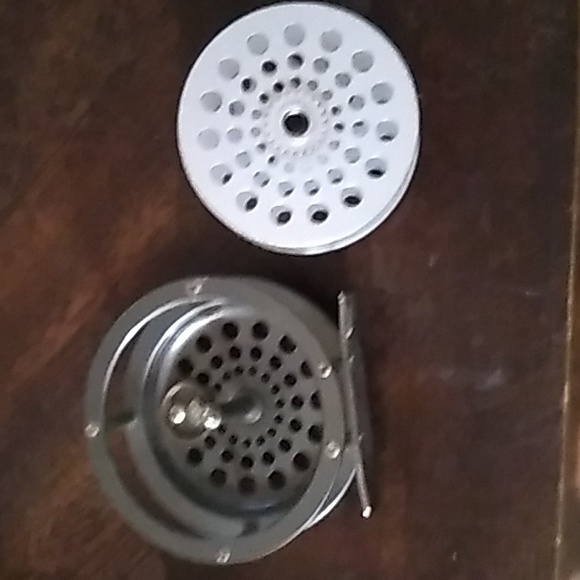 Eagle claw 1010 fly fishing reel - Picture 4 of 4